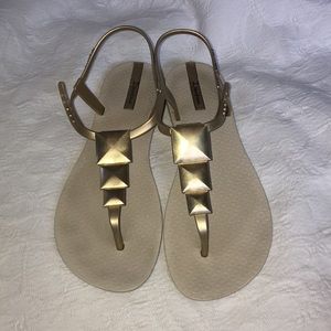 Ipanema Sandals